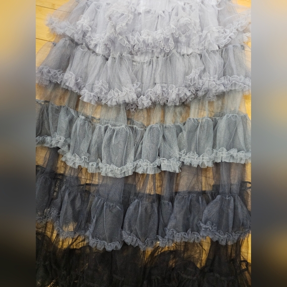 Dolls Kill Sugar Thrillz Gray Black Ombre Sheer Tulle Magical Finale Maxi Skirt - Picture 7 of 8
